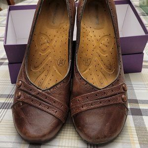 Who needs some cute BROWN shoes?